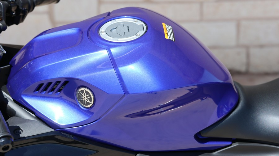 2026 YAMAHA YZFR3 ABS