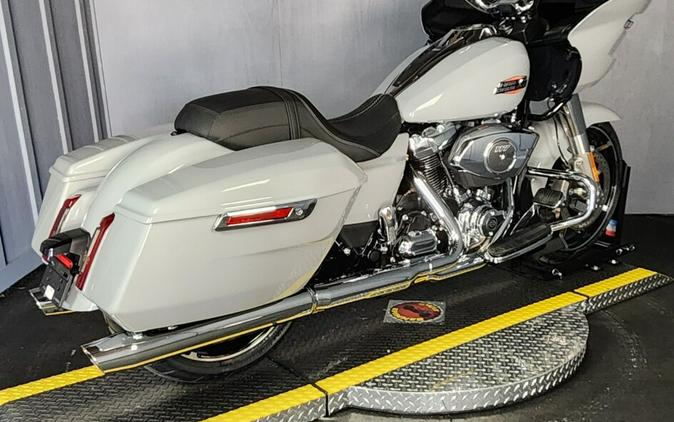 2024 Harley-Davidson Road Glide® FLTRX BILLIARD GRAY