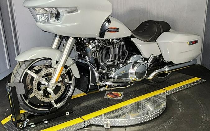 2024 Harley-Davidson Road Glide® FLTRX BILLIARD GRAY