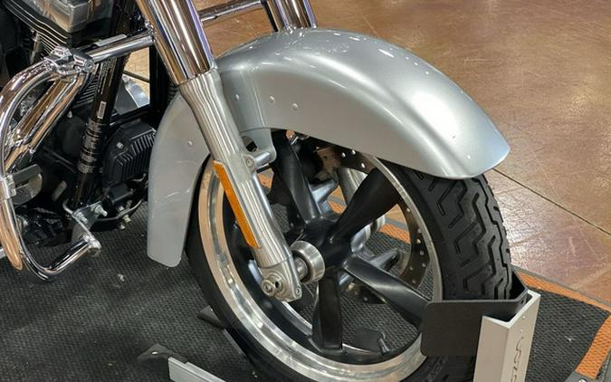 2012 Harley-Davidson Dyna Glide FLD - Dyna Switchback