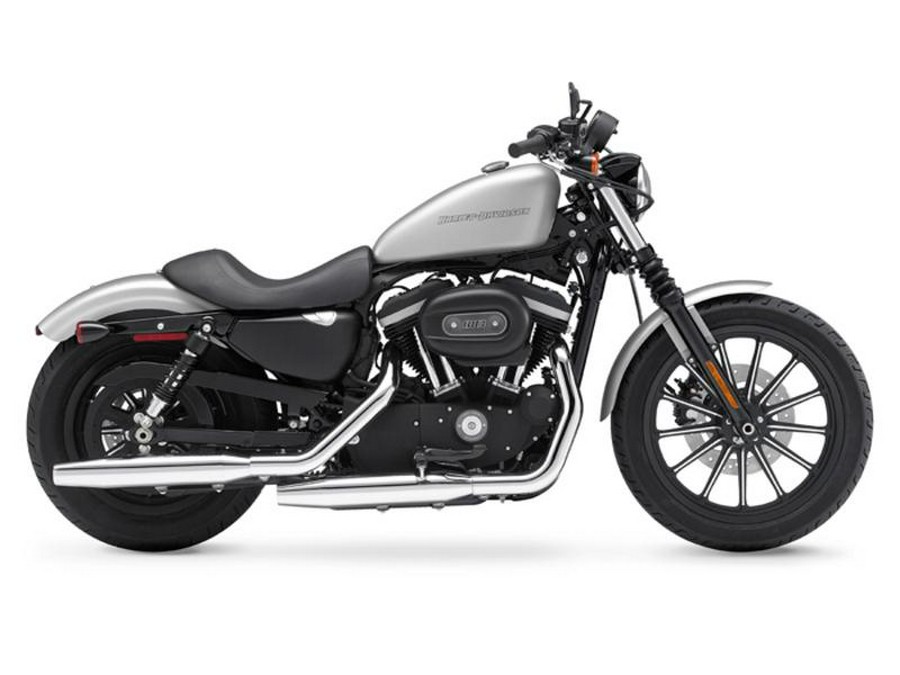 2010 Harley-Davidson® XL883N - Sportster® Iron 883™