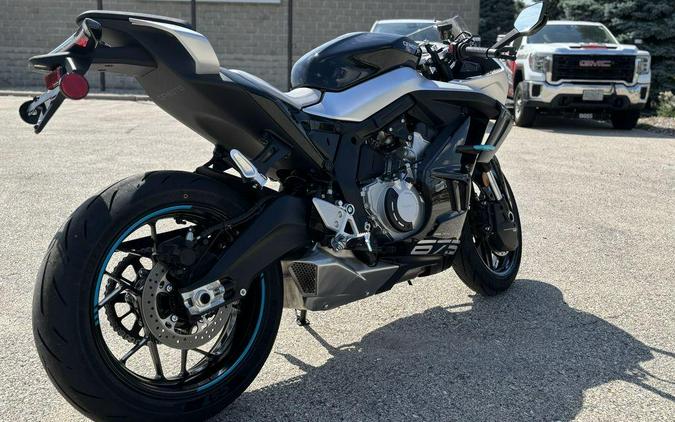 2026 CFMOTO 675SS
