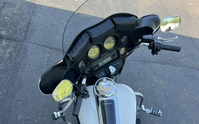 2012 Harley-Davidson FLHTC - Electra Glide Classic