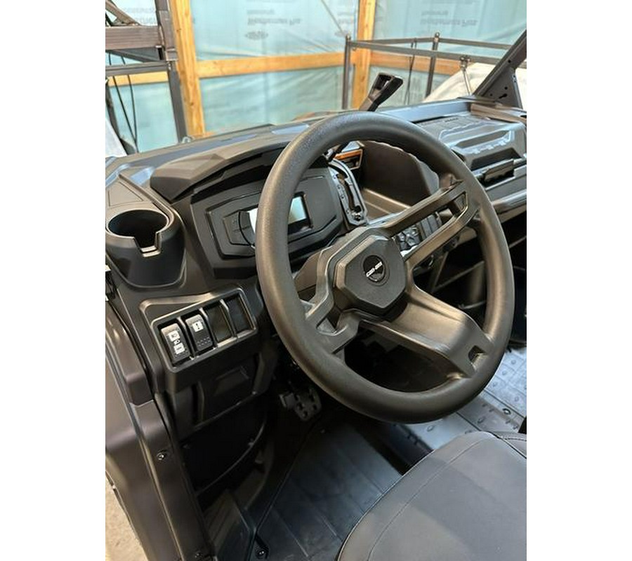 2026 Can-Am® Defender XT HD9