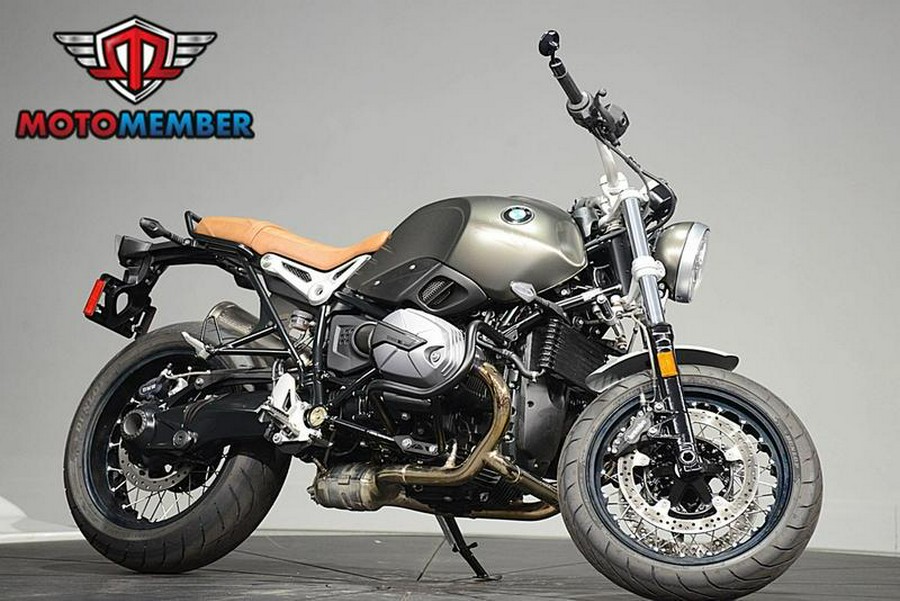 2023 BMW R nineT Scrambler Manhattan Metallic Matte