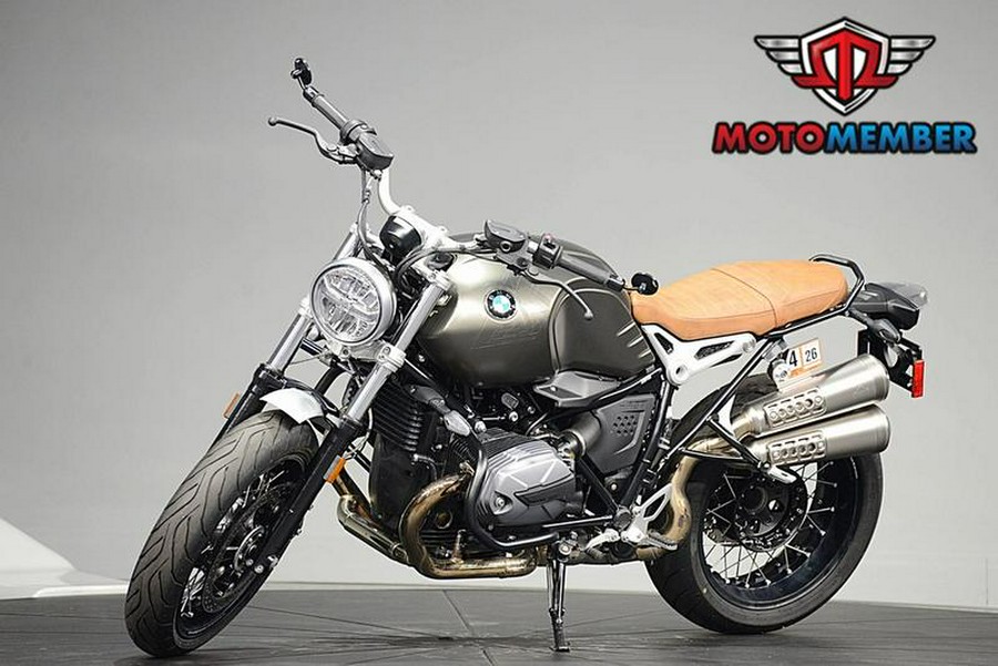 2023 BMW R nineT Scrambler Manhattan Metallic Matte