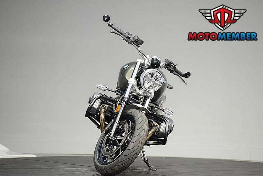 2023 BMW R nineT Scrambler Manhattan Metallic Matte