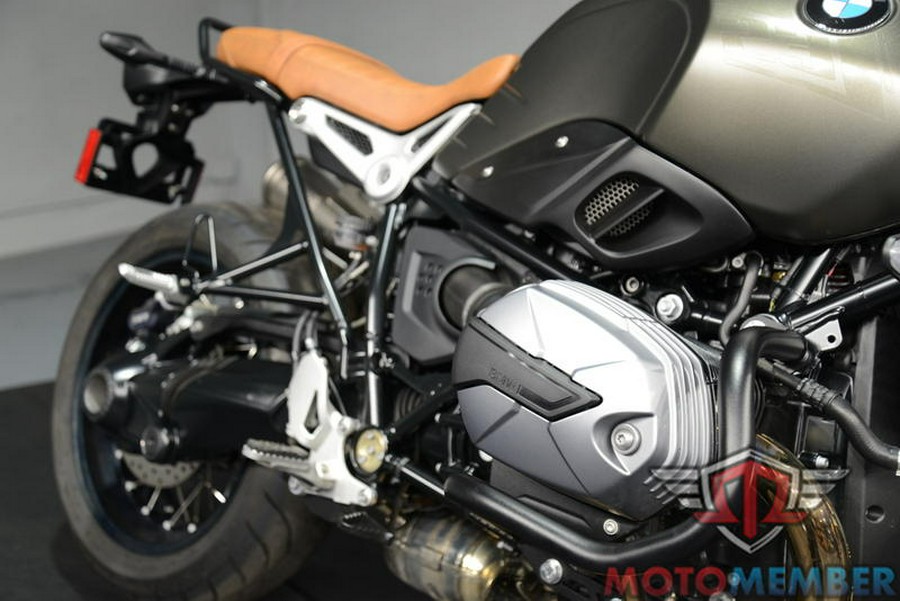 2023 BMW R nineT Scrambler Manhattan Metallic Matte