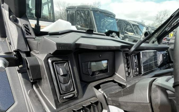 2026 Can-Am Defender MAX Lone Star Cab HD11