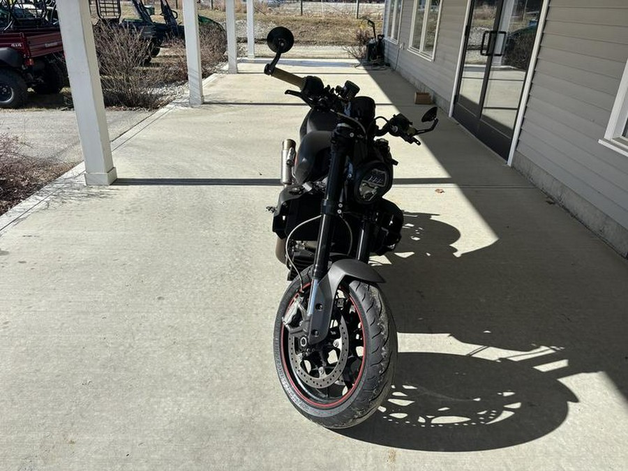 2022 Indian Motorcycle® FTR Black Smoke
