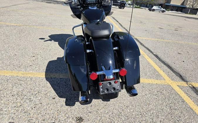 2022 Indian Motorcycle® Challenger® Limited Black Metallic
