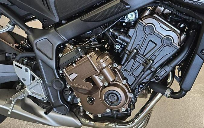 2026 Honda® CB650R E-Clutch