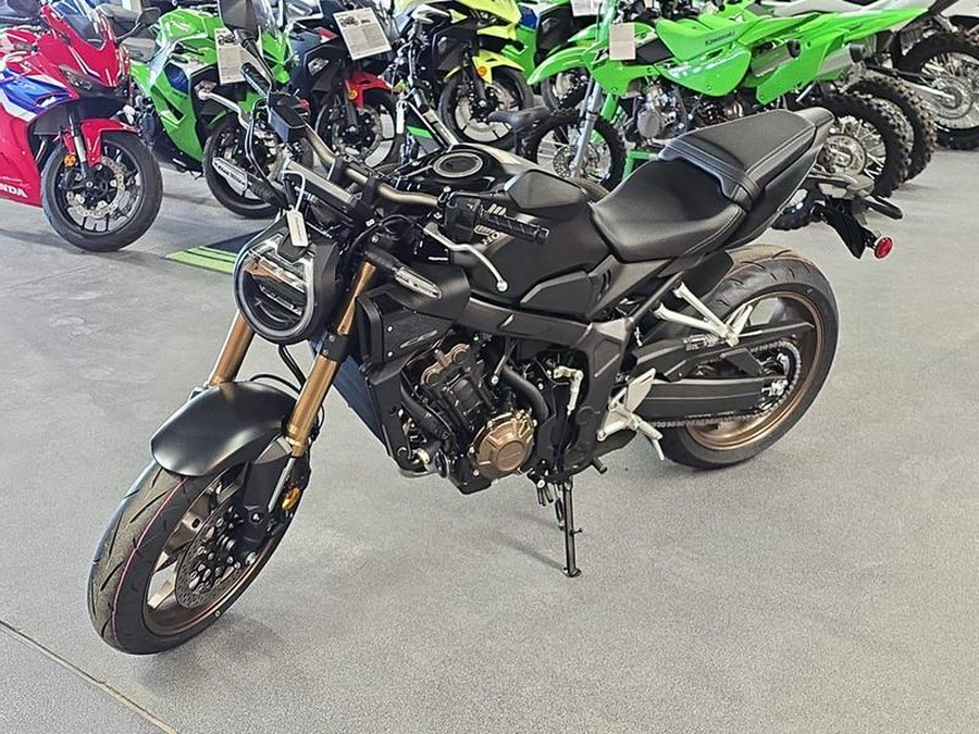 2026 Honda® CB650R E-Clutch