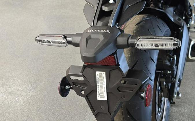 2026 Honda® CB650R E-Clutch