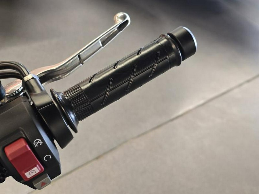 2026 Honda® CB650R E-Clutch