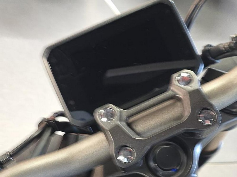 2026 Honda® CB650R E-Clutch
