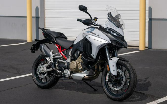 2024 Ducati Multistrada V4S Iceberg White - Alloy Wheels