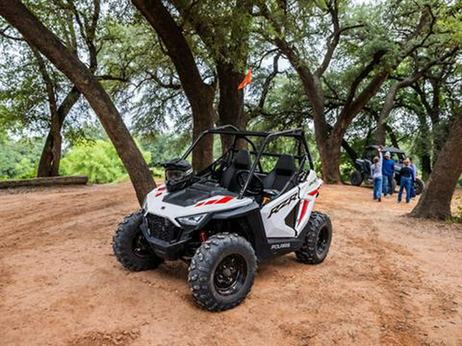 2023 Polaris RZR 200 EFI