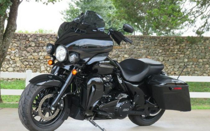 2020 Harley-Davidson® FLHXS - Street Glide® Special