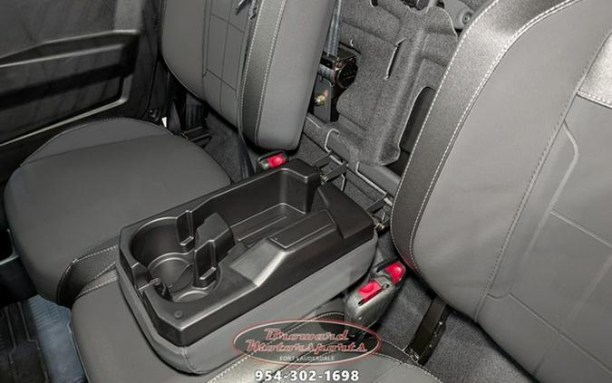 2026 Can-Am Defender MAX Limited HD11