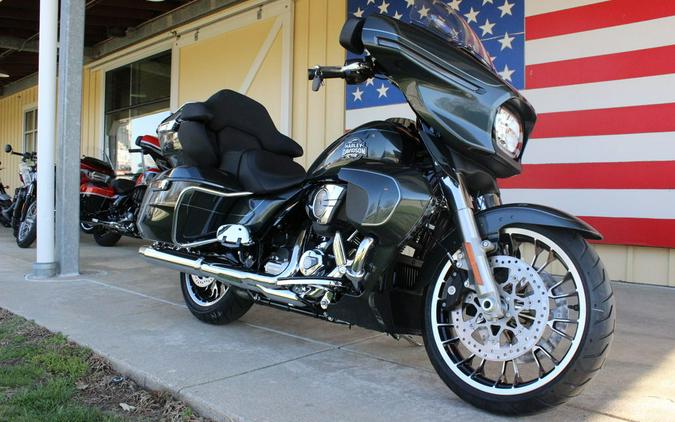 2026 Harley-Davidson® FLHXL - Street Glide® Limited
