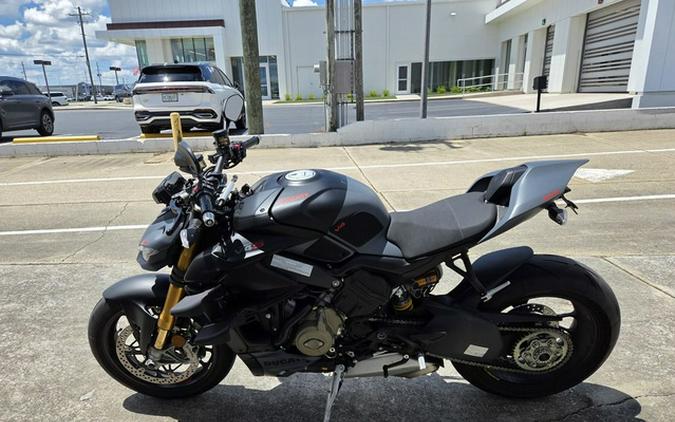 2024 Ducati Streetfighter V4 S Red
