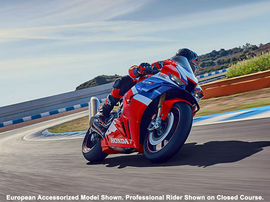 2025 Honda CBR1000RR-R Fireblade SP