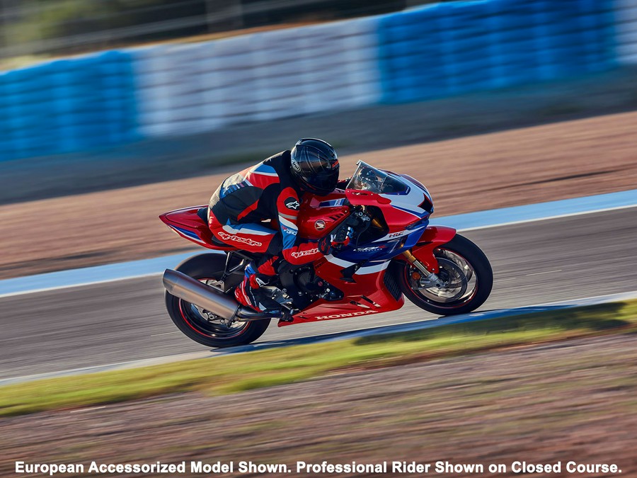 2025 Honda CBR1000RR-R Fireblade SP