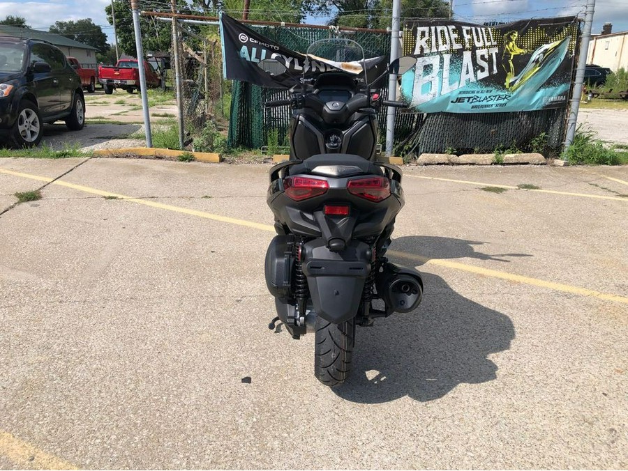2025 Yamaha XMAX