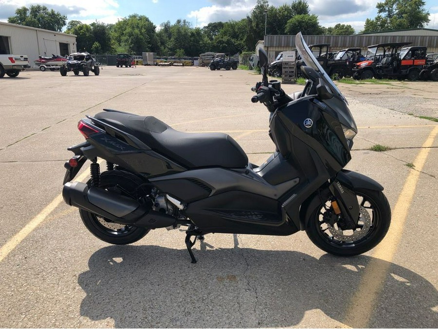 2025 Yamaha XMAX