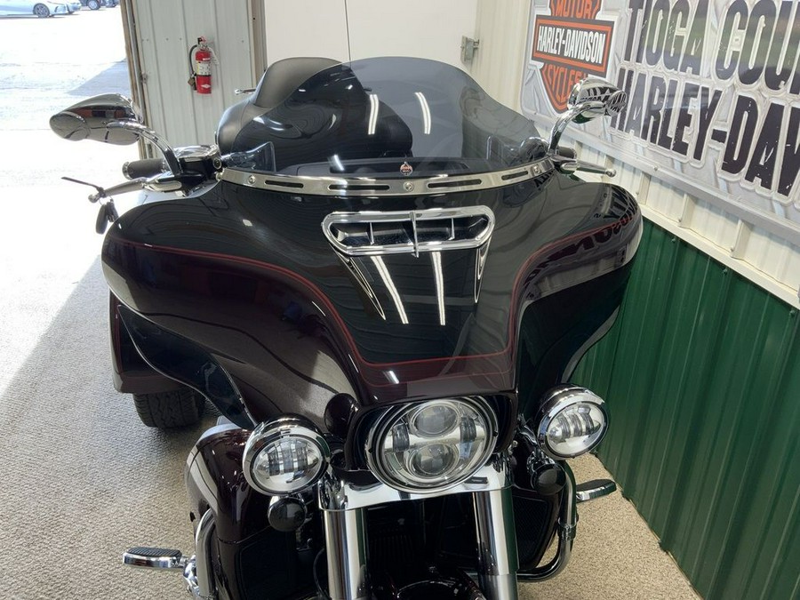 2022 Harley-Davidson® FLHTCUTG - Tri Glide® Ultra
