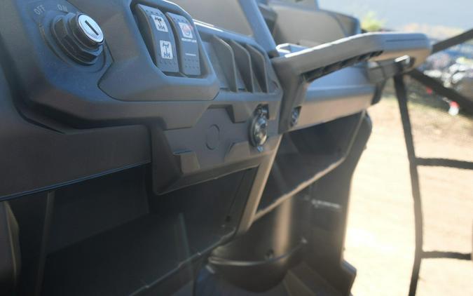 2026 CAN-AM DEFENDER MAX DPS HD7