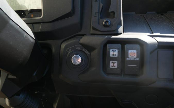 2026 CAN-AM DEFENDER MAX DPS HD7