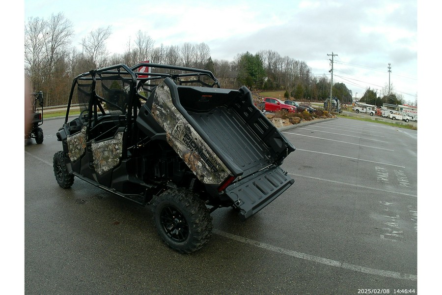 2025 Honda PIONEER 1000-6 DLX CREW Deluxe