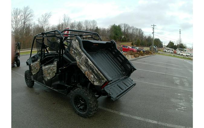 2025 Honda PIONEER 1000-6 DLX CREW Deluxe
