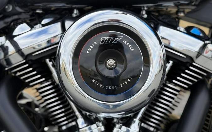 2026 Harley-Davidson® FLHC - Heritage Classic