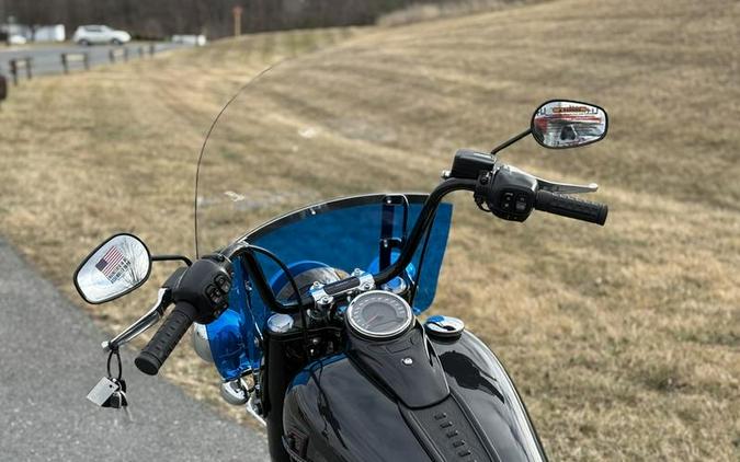 2026 Harley-Davidson® FLHC - Heritage Classic