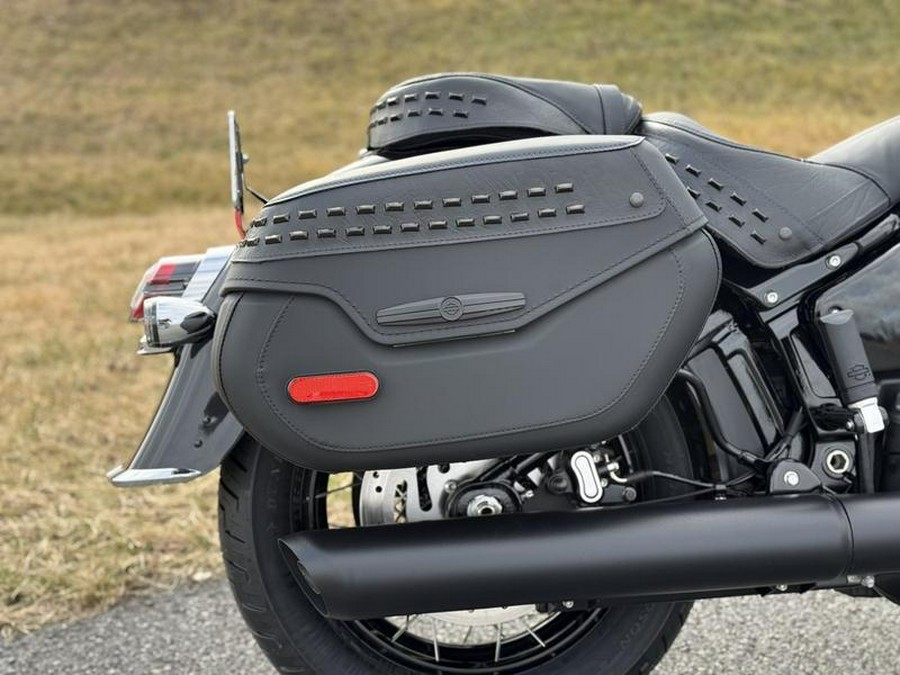 2026 Harley-Davidson® FLHC - Heritage Classic