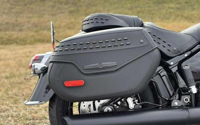 2026 Harley-Davidson® FLHC - Heritage Classic