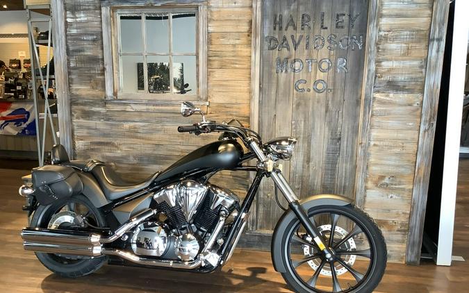 Honda Fury® 2017 VT13CX Matte Black Metallic