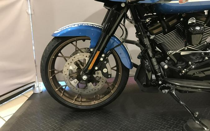 Harley-Davidson® Road Glide® ST 2023