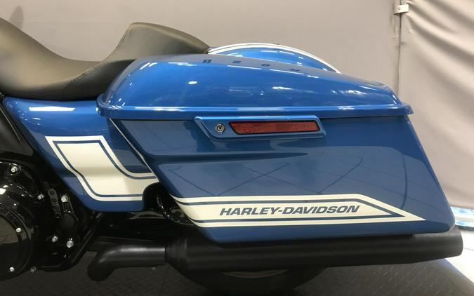 Harley-Davidson® Road Glide® ST 2023
