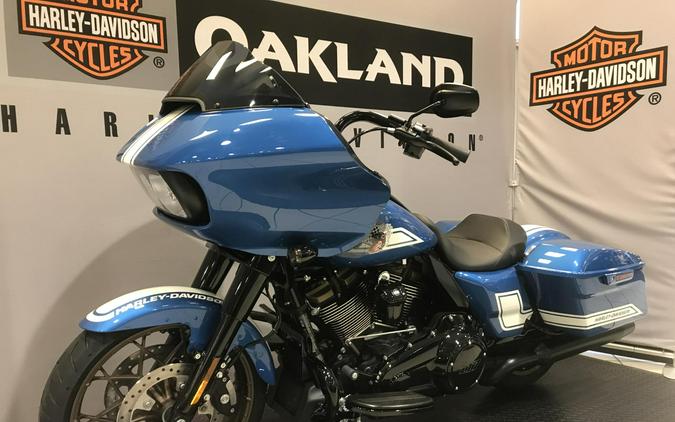Harley-Davidson® Road Glide® ST 2023