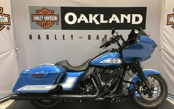Harley-Davidson® Road Glide® ST 2023