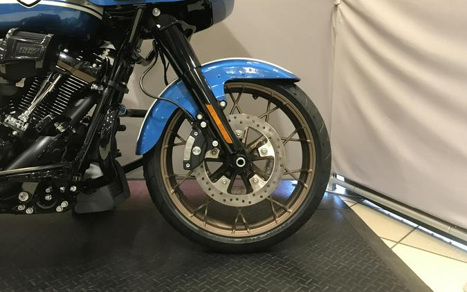 Harley-Davidson® Road Glide® ST 2023