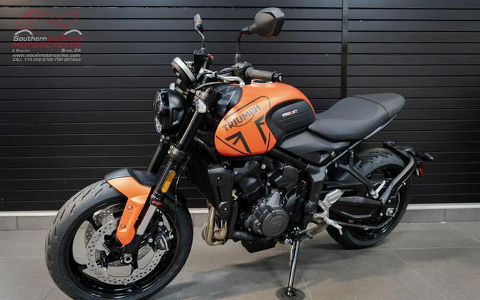 2023 Triumph Trident 660 Matte Baja Orange / Matte Storm Grey