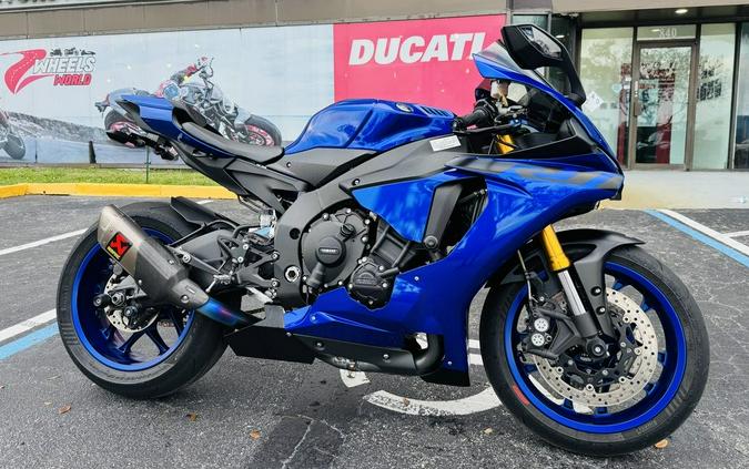 2018 Yamaha YZF-R1