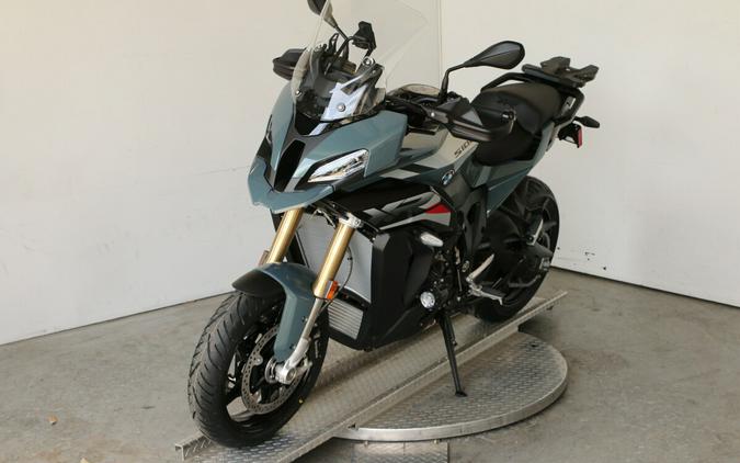 2026 BMW S 1000 XR