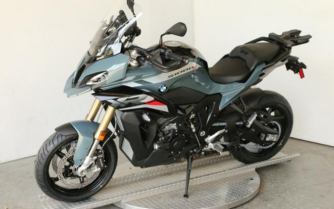 2026 BMW S 1000 XR
