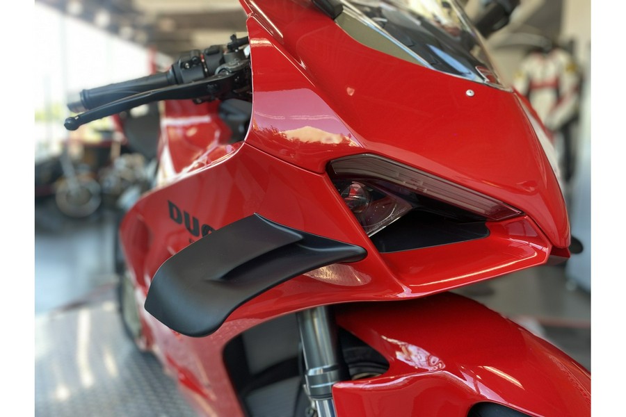 2024 Ducati Panigale V4